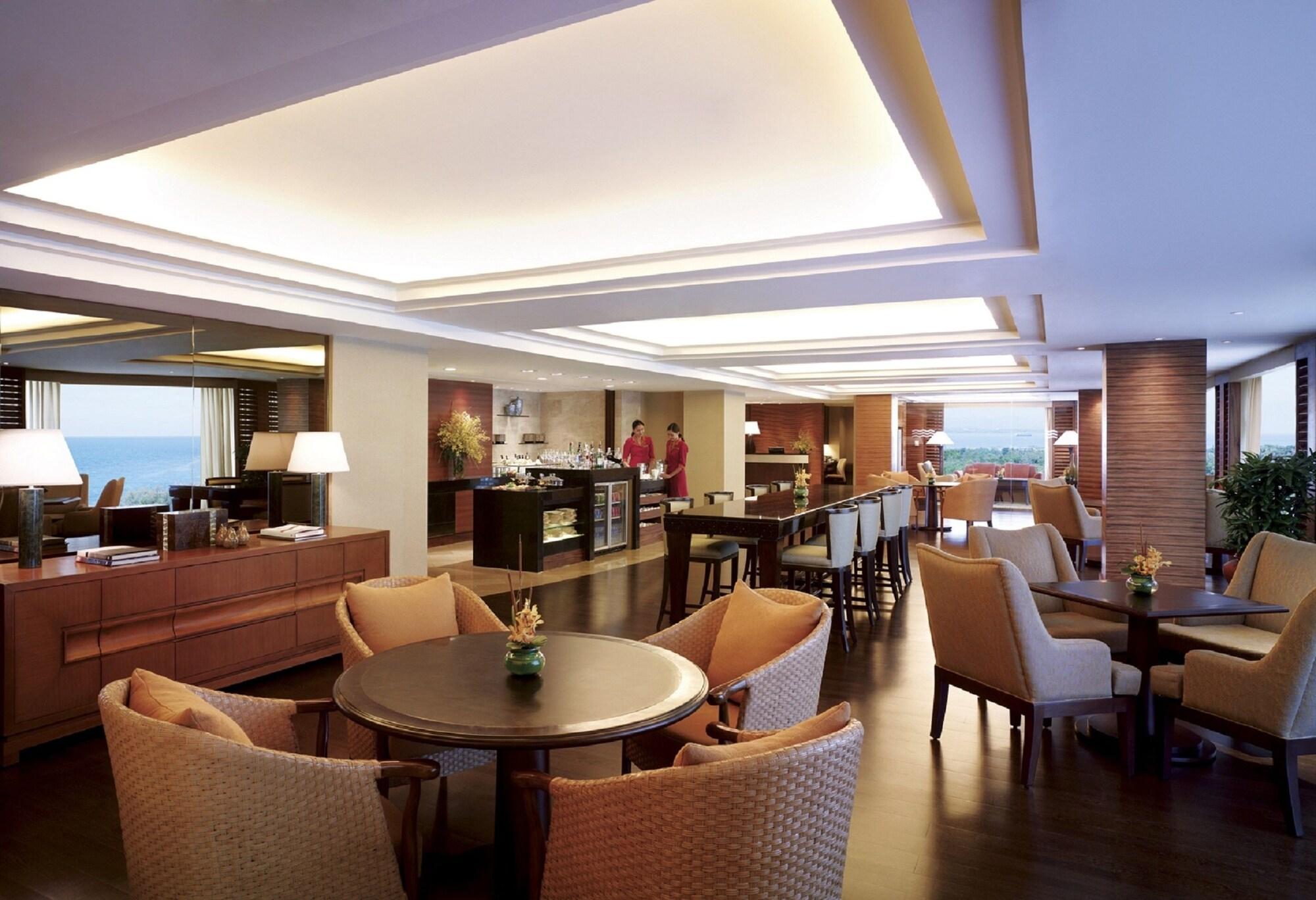 Shangri-la Mactan, Cebu Resort 5*