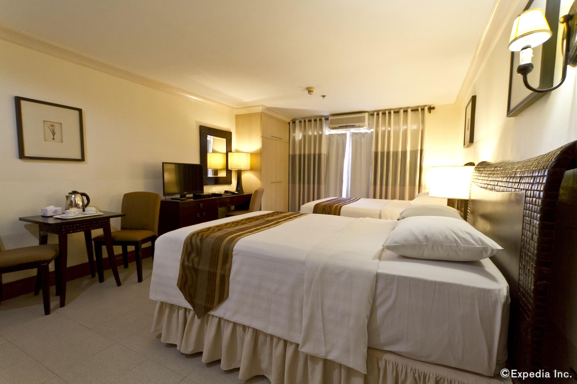 Crown Regency Mactan 4*