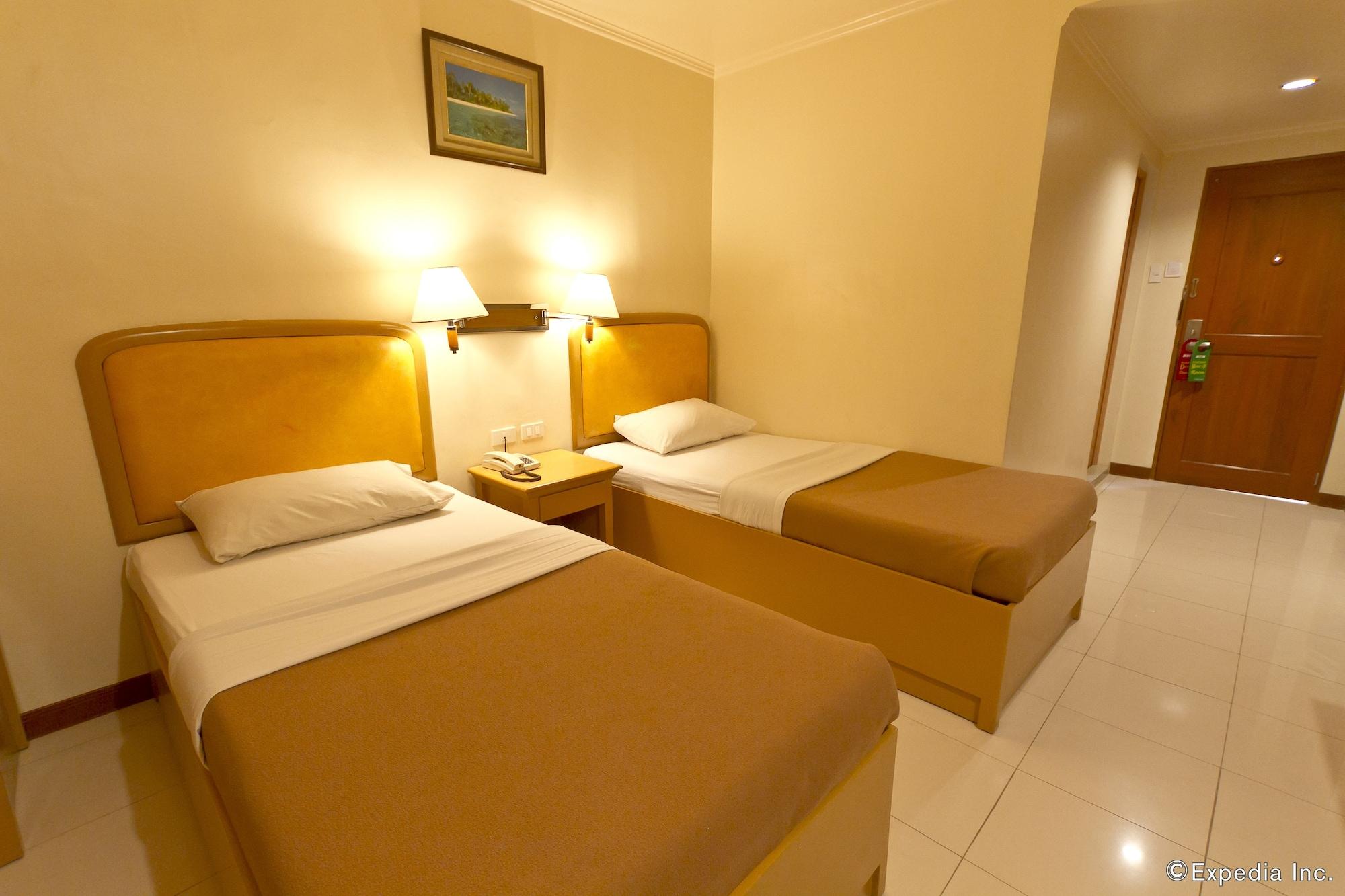 Diplomat 2* Cebu