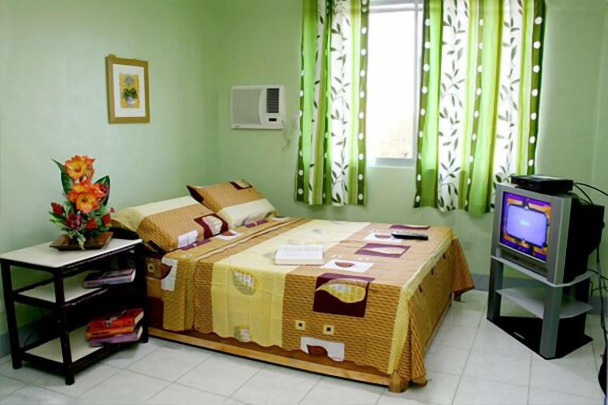 bahay-panuluyan Pacific Pensionne 2*