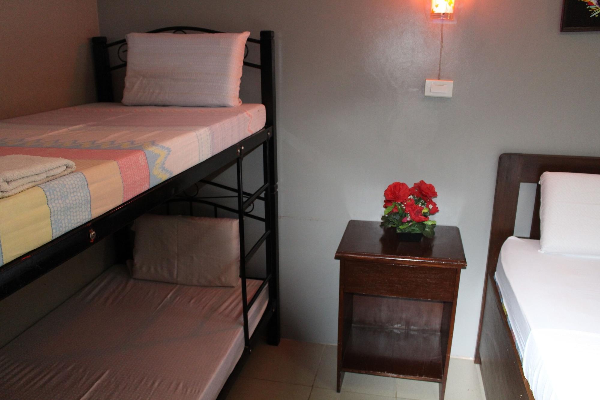 Hotel Europa Basak Philippines 3*