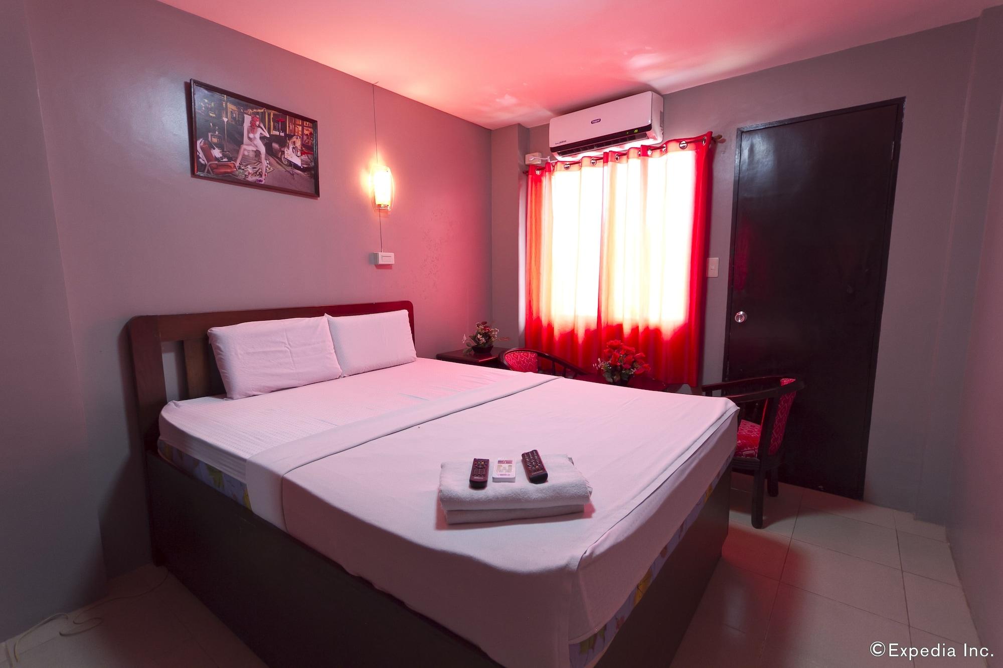 Europa Basak Philippines Hotel 3*