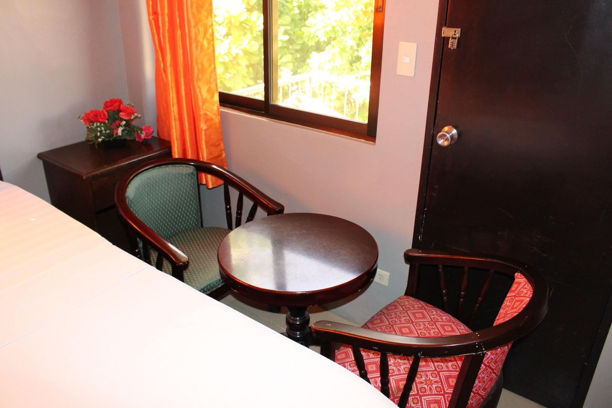 Europa Basak Philippines Hotel 3*