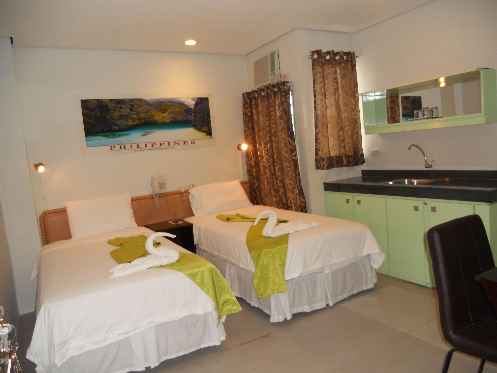 Hotel Cinfandel