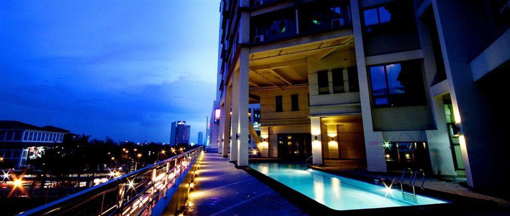 Hotel Mandarin Plaza 3*