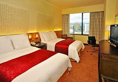 Seda Ayala Center 5*