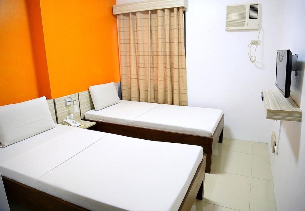 Travelbee Fuente Inn