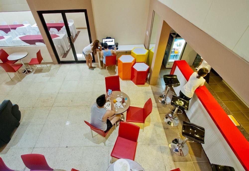 Travelbee Fuente Inn 3*