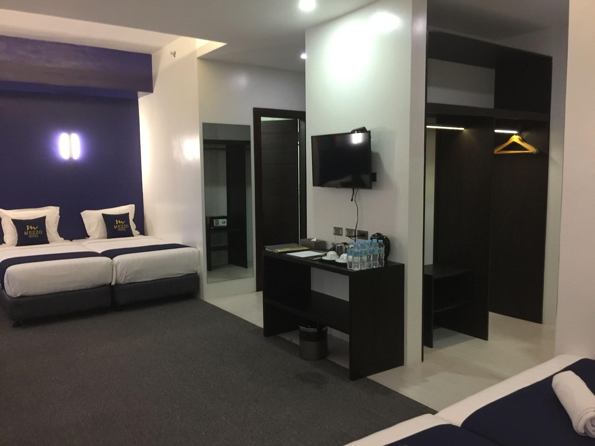 Mezzo Hotel