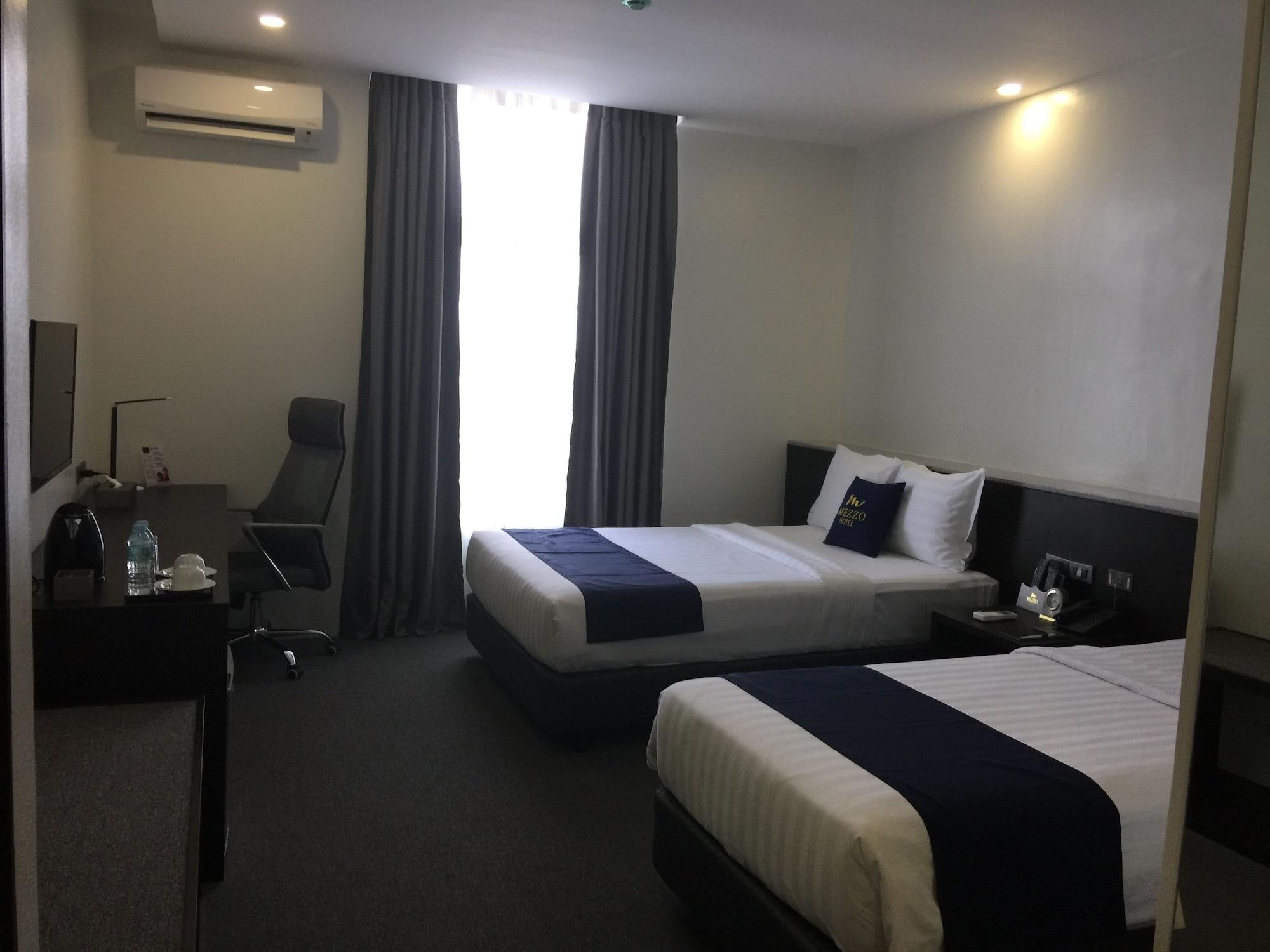 Mezzo Hotel
