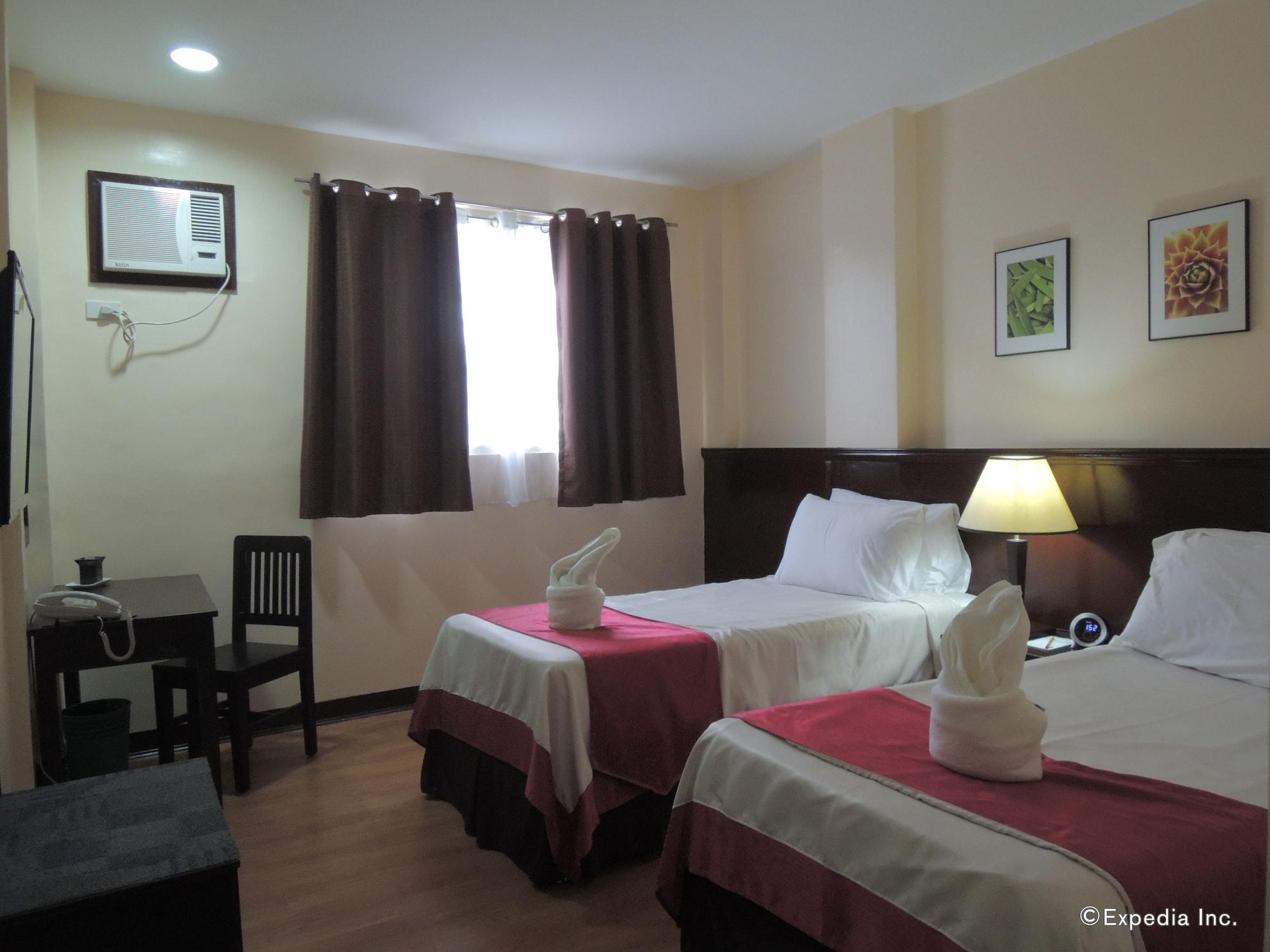Days Cebu - 3*