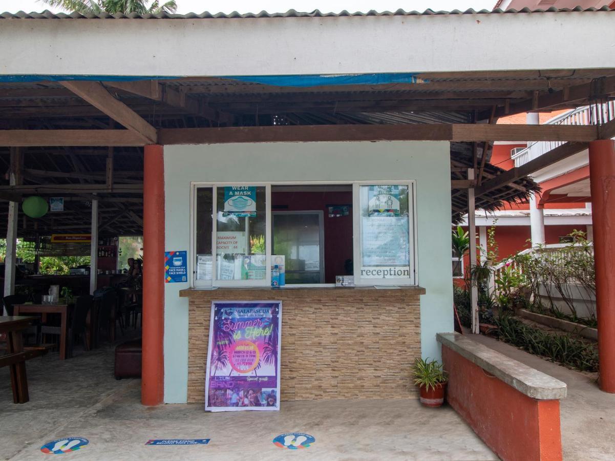 Oyo 853 Beach And Dive Hotel