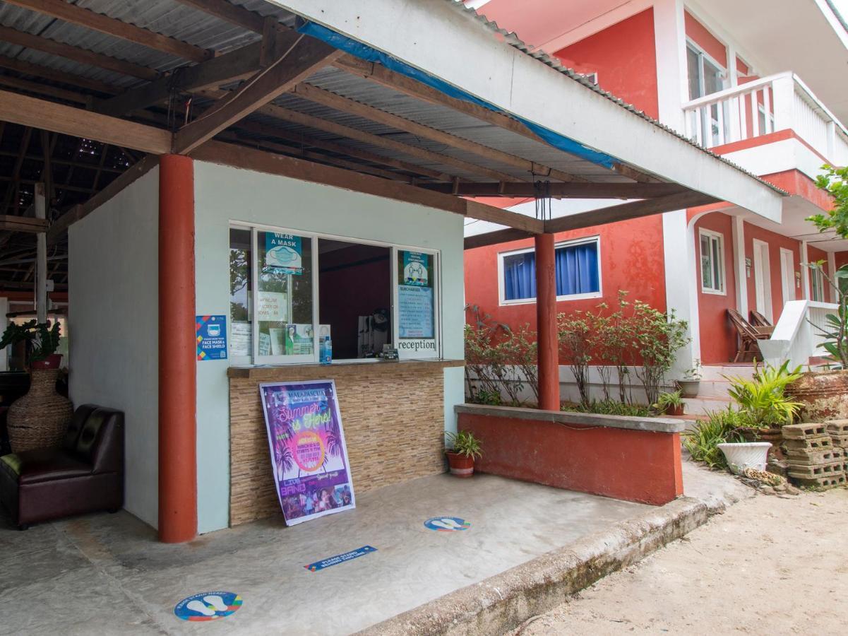 Oyo 853 Beach And Dive Logon