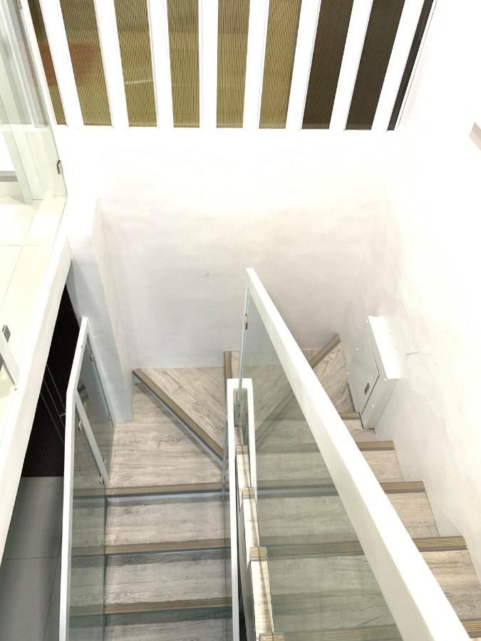 2 Bedroom Unit With And Mountain View