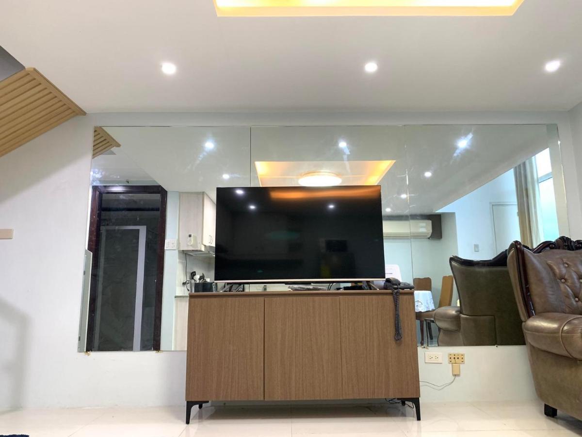 2 Bedroom Unit With And Mountain View Apartment