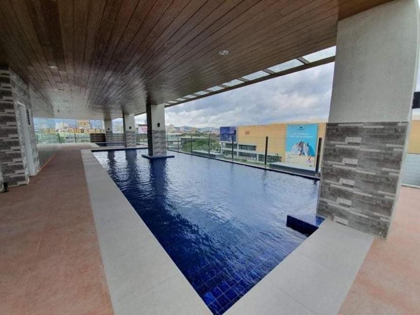 Apartment Sunvida Across Sm W/ Wifi And View *