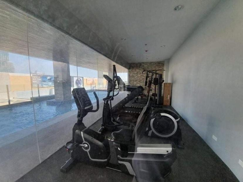 Sunvida Across Sm W/ Wifi And View Apartment Cebu