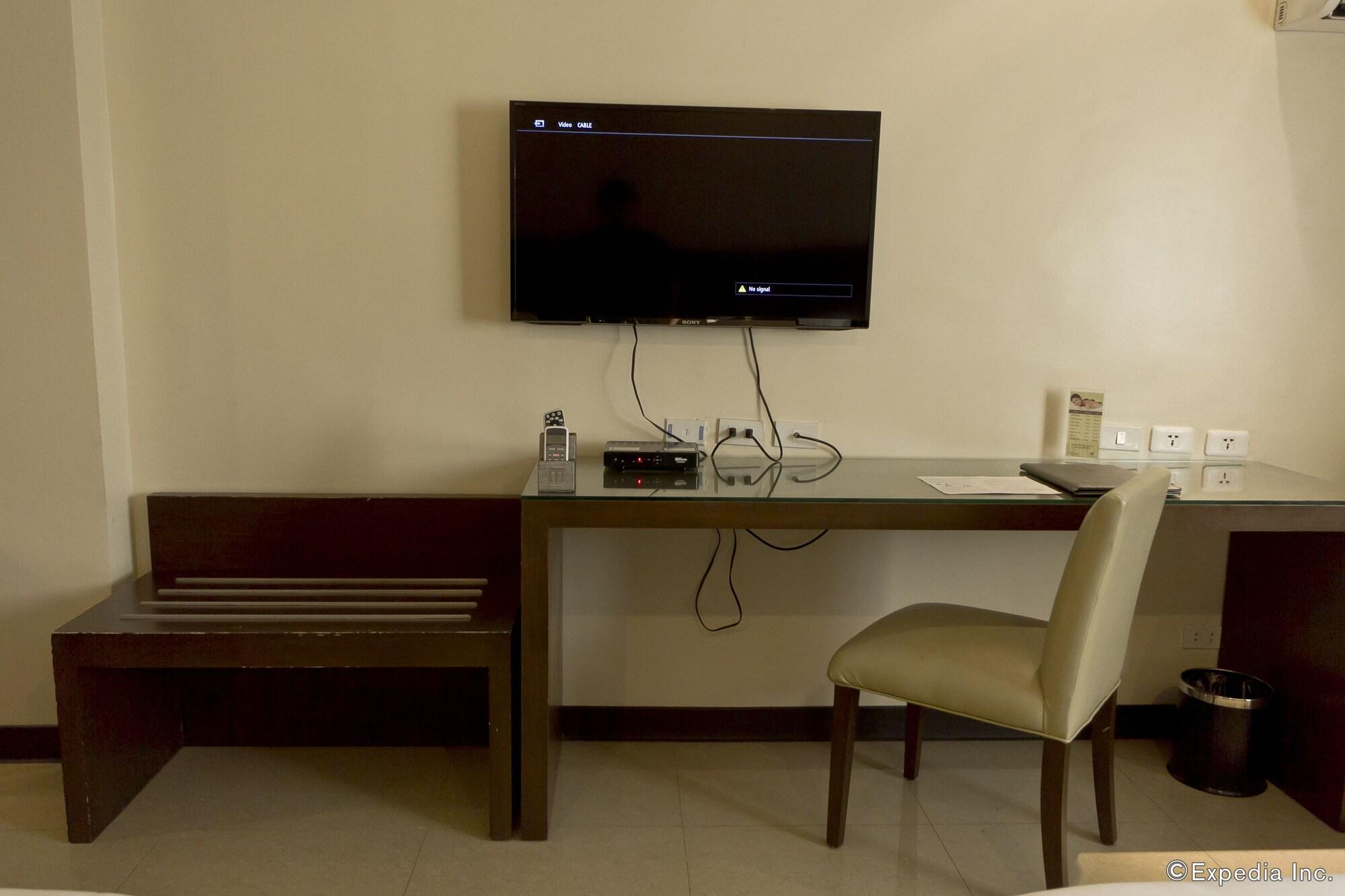 Mandarin Plaza 3*