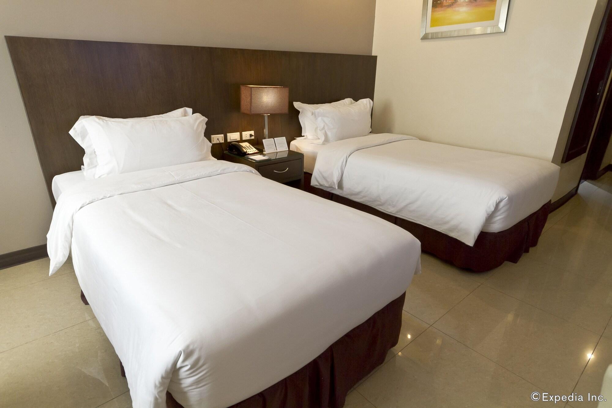 Mandarin Plaza 3*