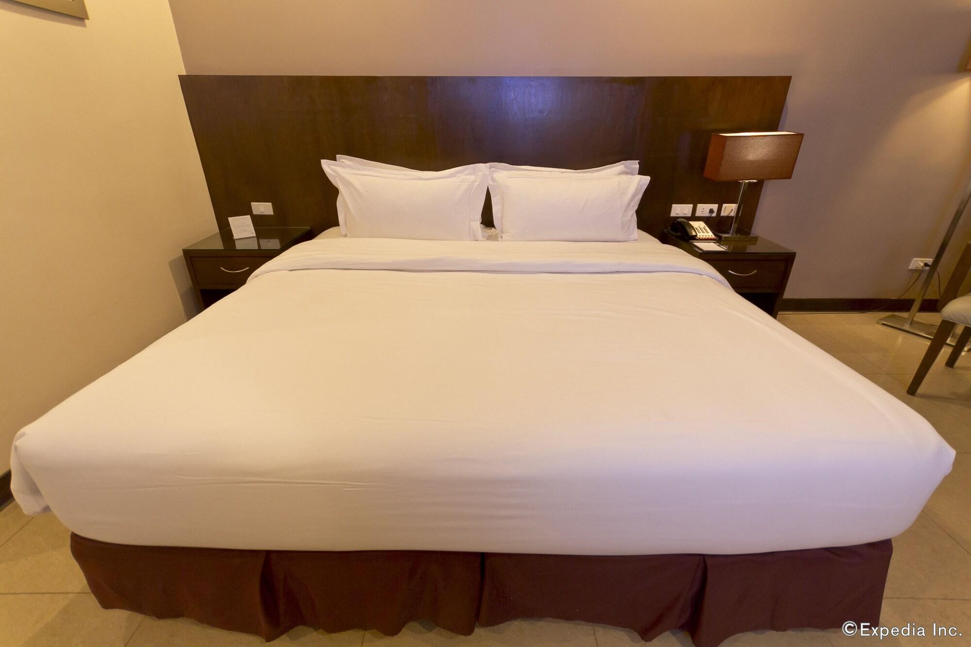 Mandarin Plaza 3*