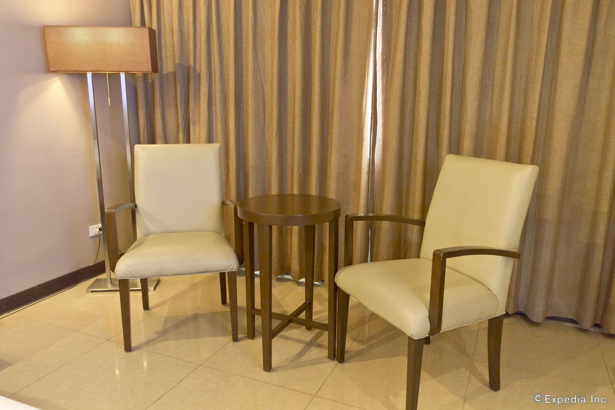 Hotel Mandarin Plaza 3*