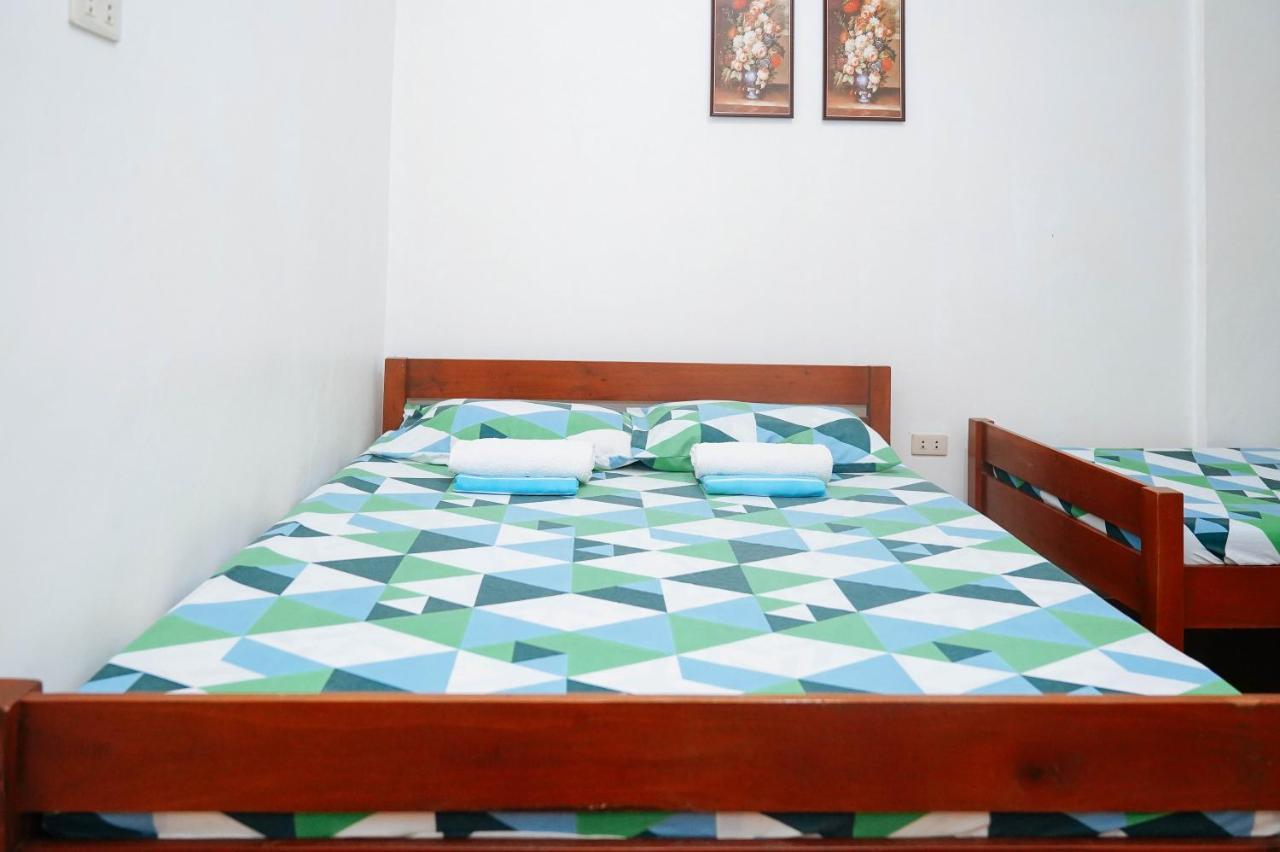 C Star Travellers Hotel