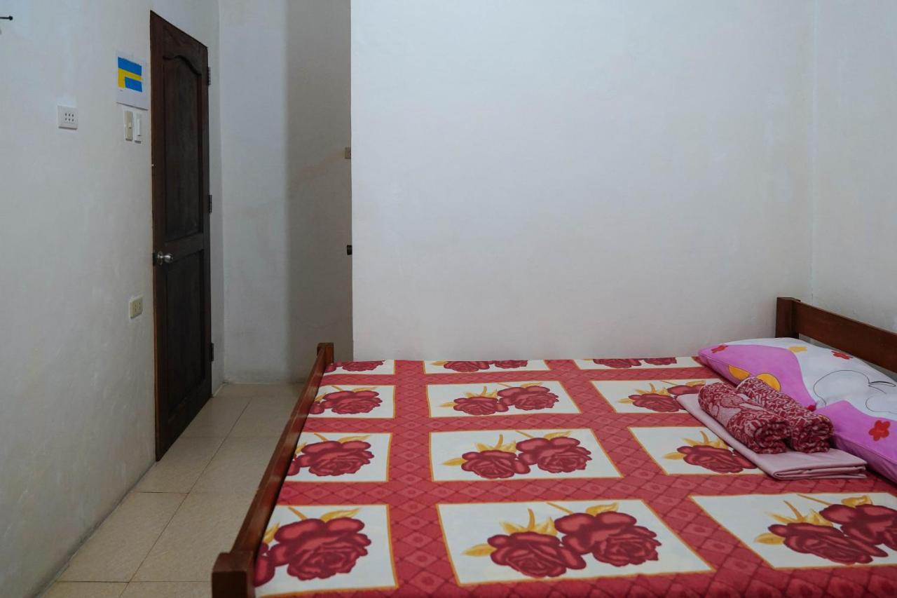 C Star Travellers Hotel