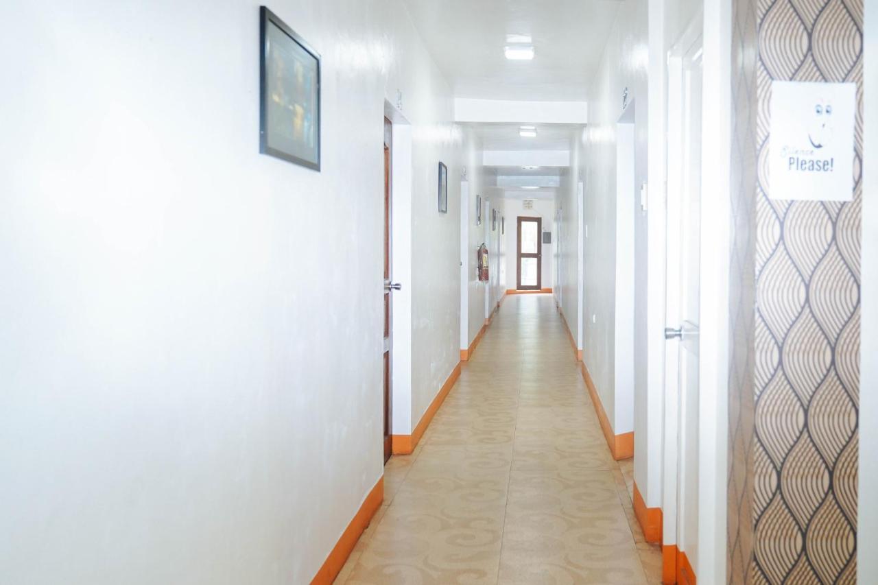 C Star Travellers Hotel Oslob