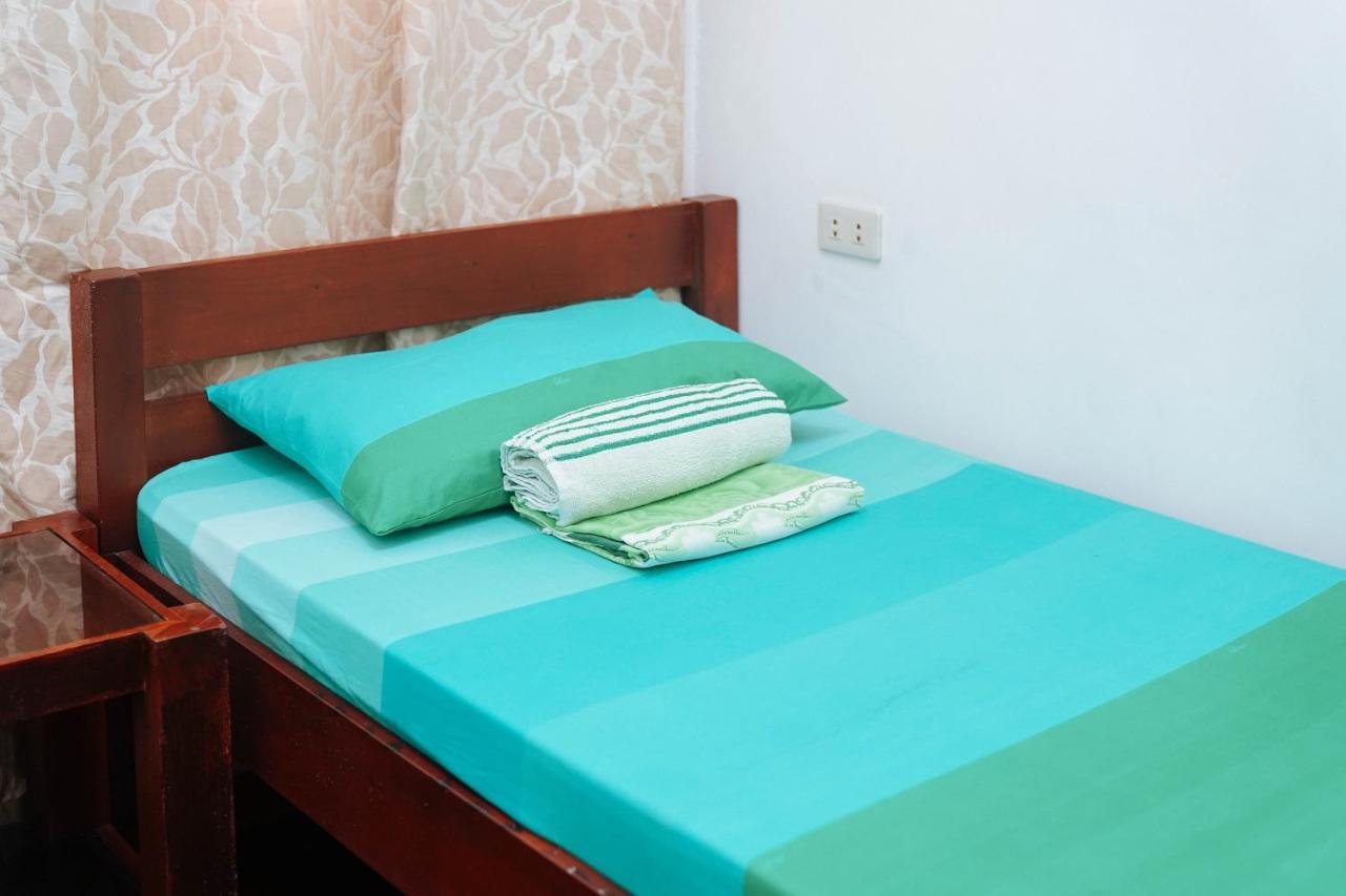 C Star Travellers Hotel 2*