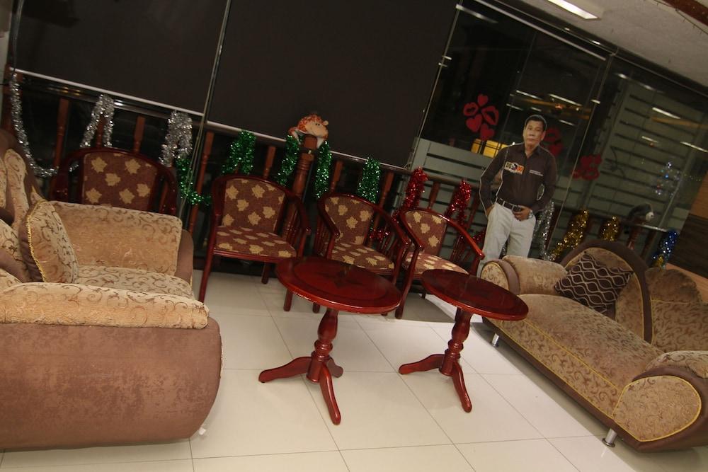 Honey Hunt House 3* Cebu