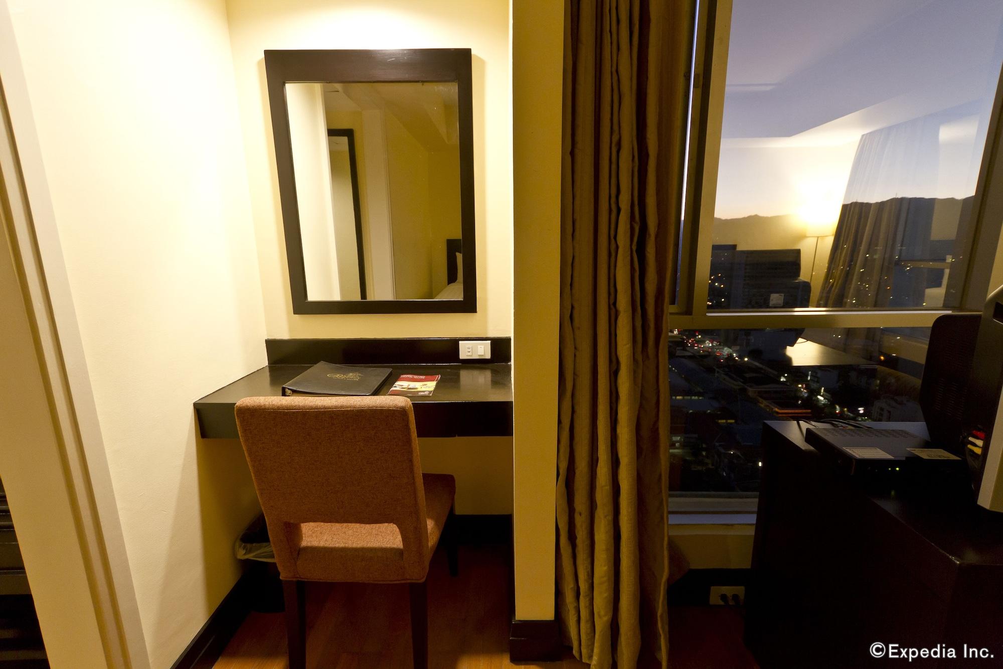Crown Regency & Towers Hotel