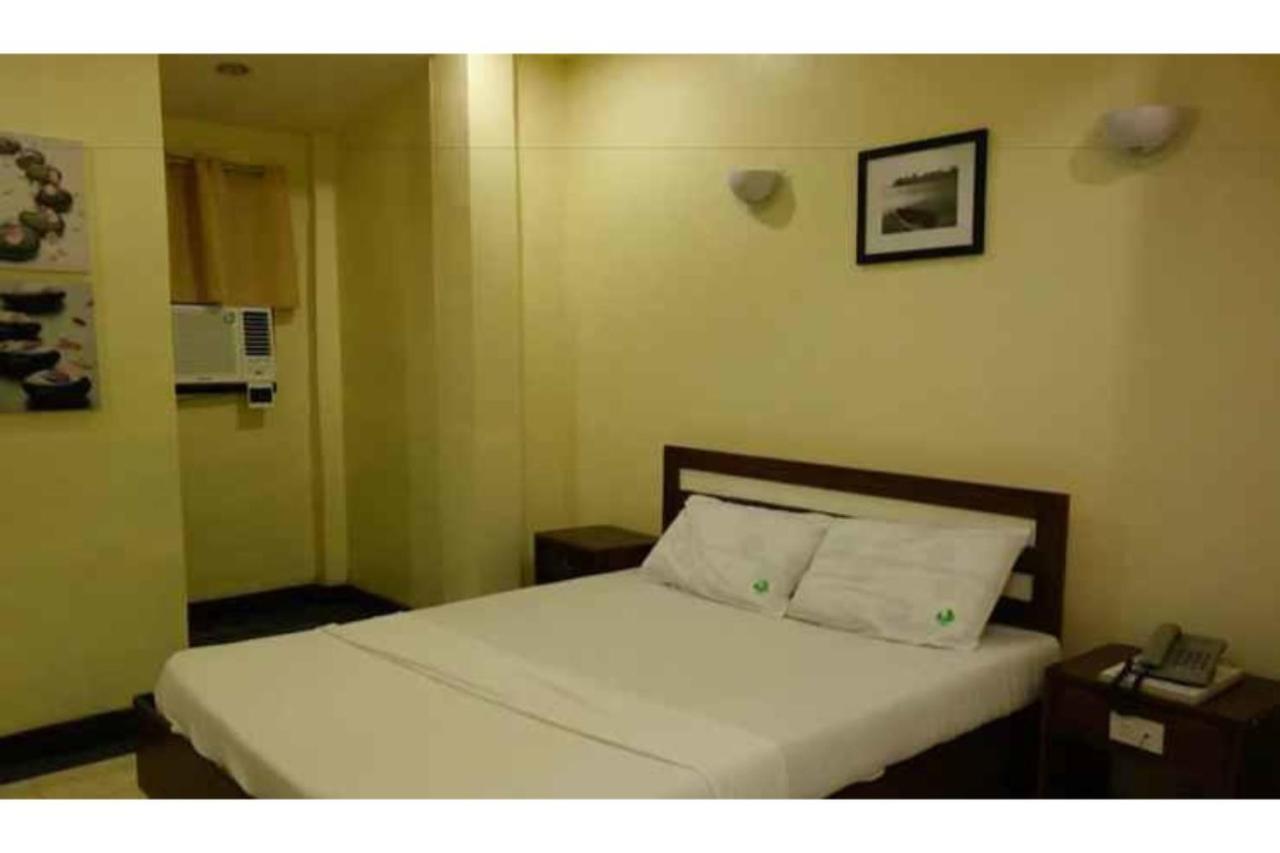 Oyo 672 Capitol Tourist Hotel