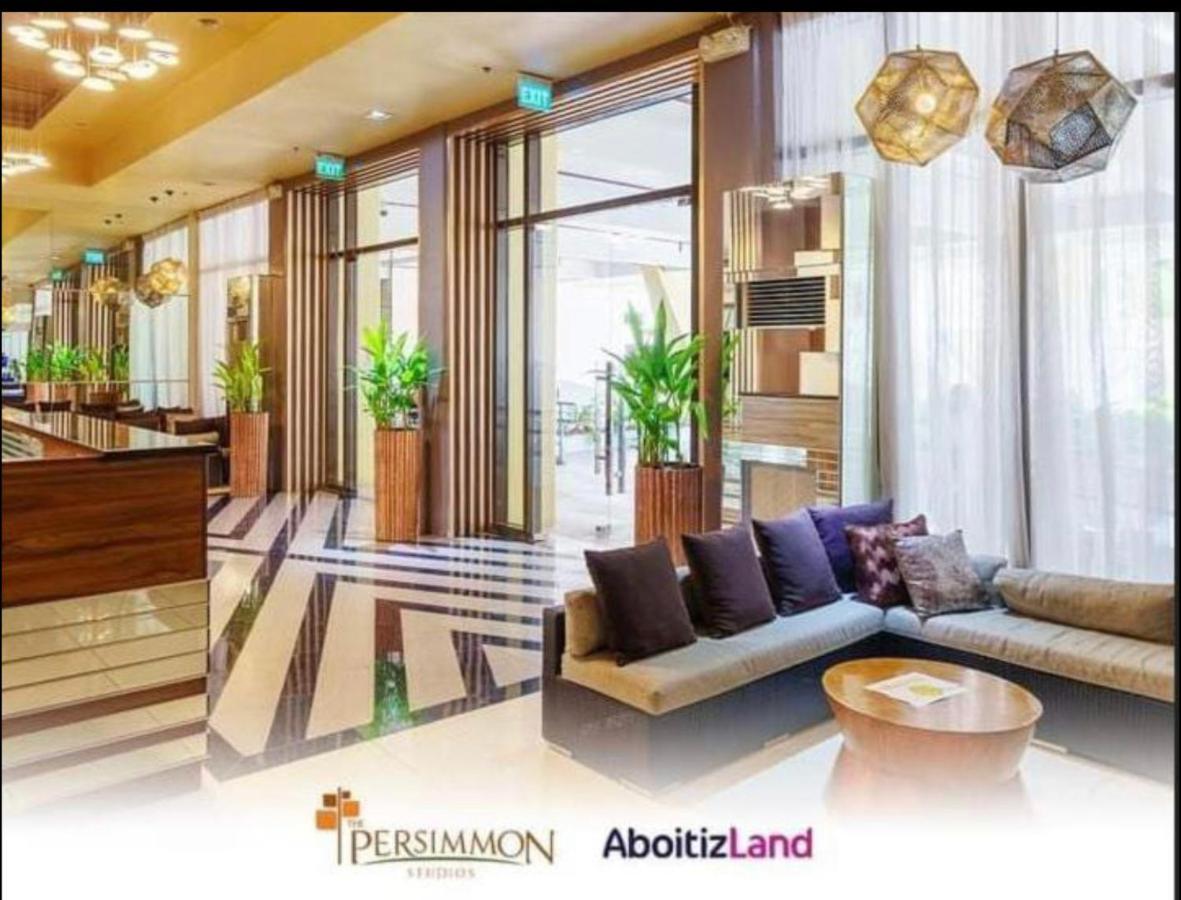 Persimmon Aparthotel