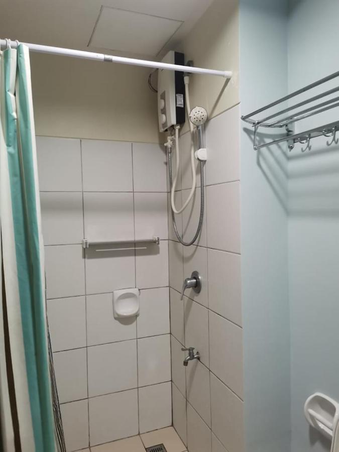 Horizon 101 A4 Near Robinson Mall Free Pool Wifi * Cebu