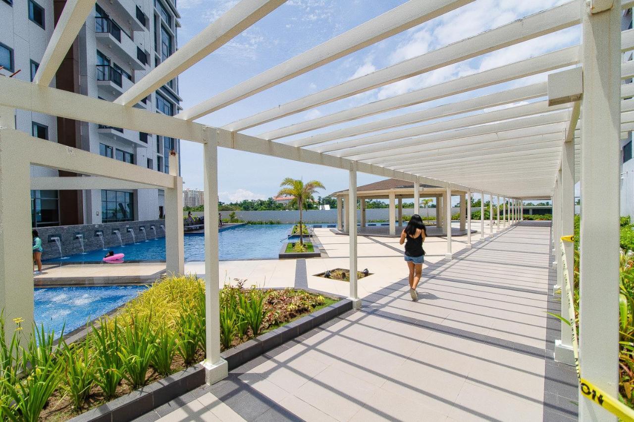 Omp 15c-t2, Seaview, Pool & Access, Near Airport, Fast Wi-fi, Netflix Apartment Punta Engano (Mactan)
