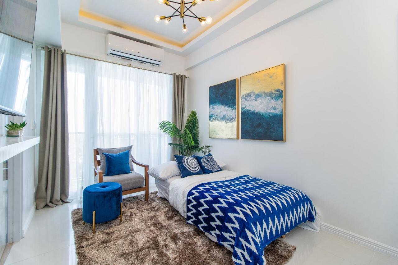 Apartment Omp 15c-t2, Seaview, Pool & Access, Near Airport, Fast Wi-fi, Netflix *