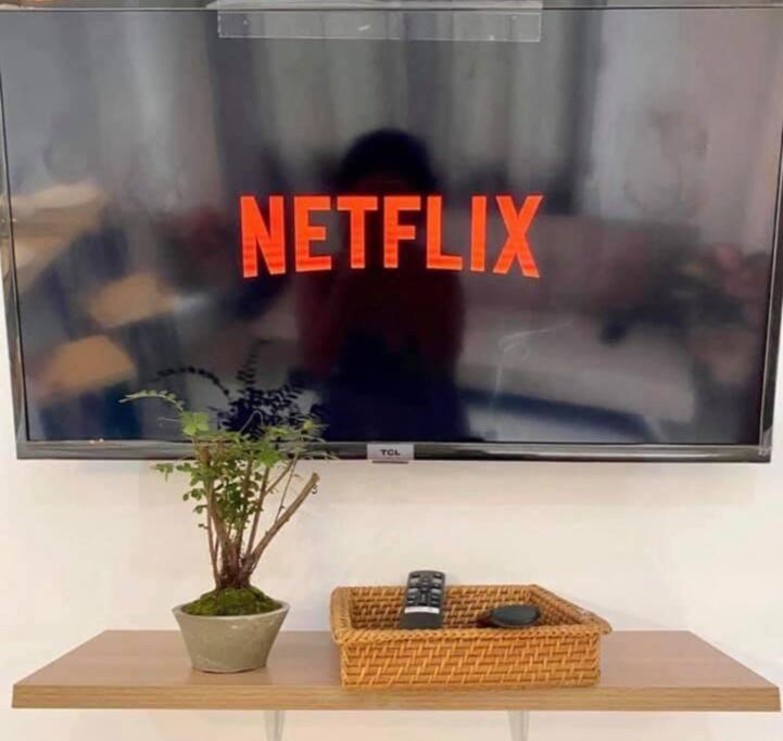 Apartment New Luxury With Pool And Netflix Near Airport