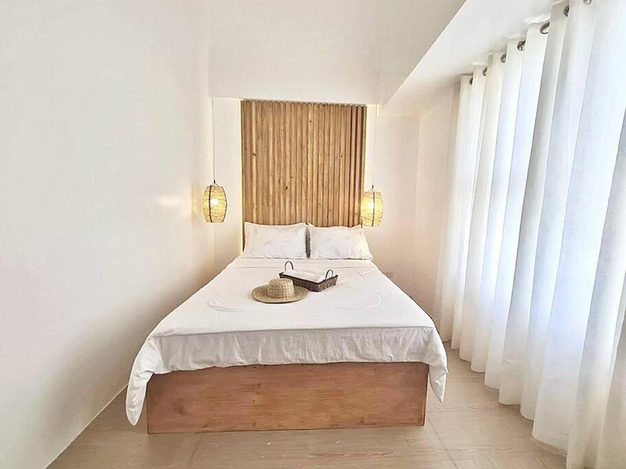 New Luxury With Pool And Netflix Near Airport Apartment
