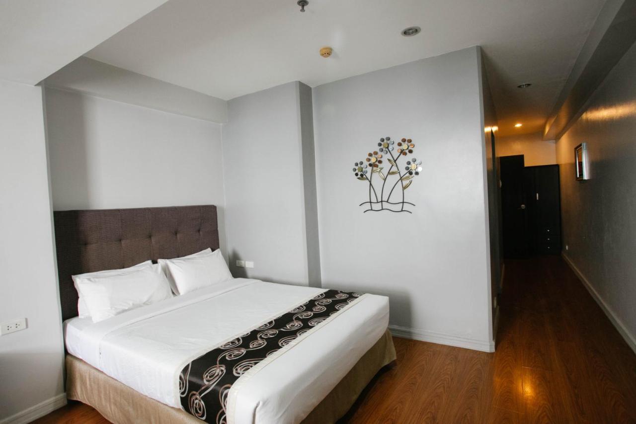 Diamond And Residences