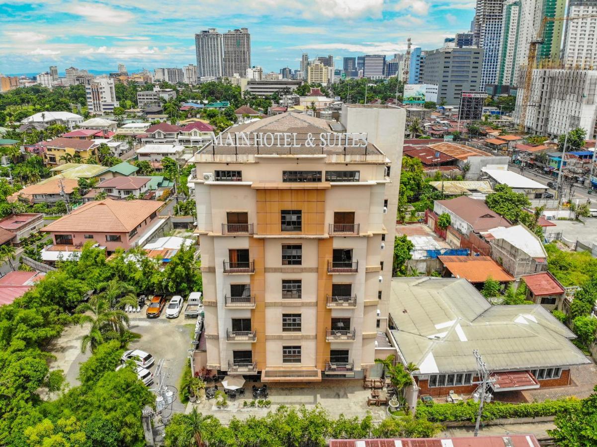 Main & Hotel