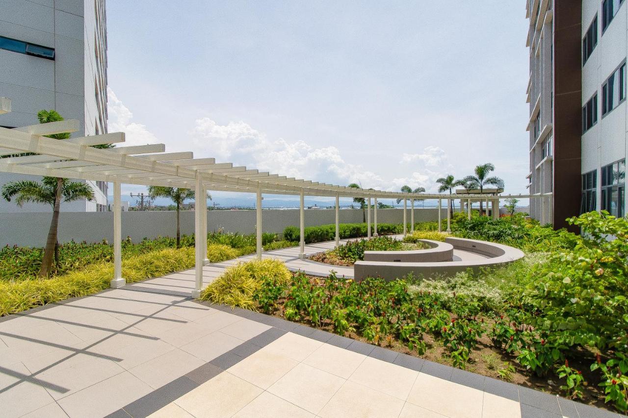 Omp 15c-t2, Seaview, Pool & Access, Near Airport, Fast Wi-fi, Netflix * Punta Engano (Mactan)