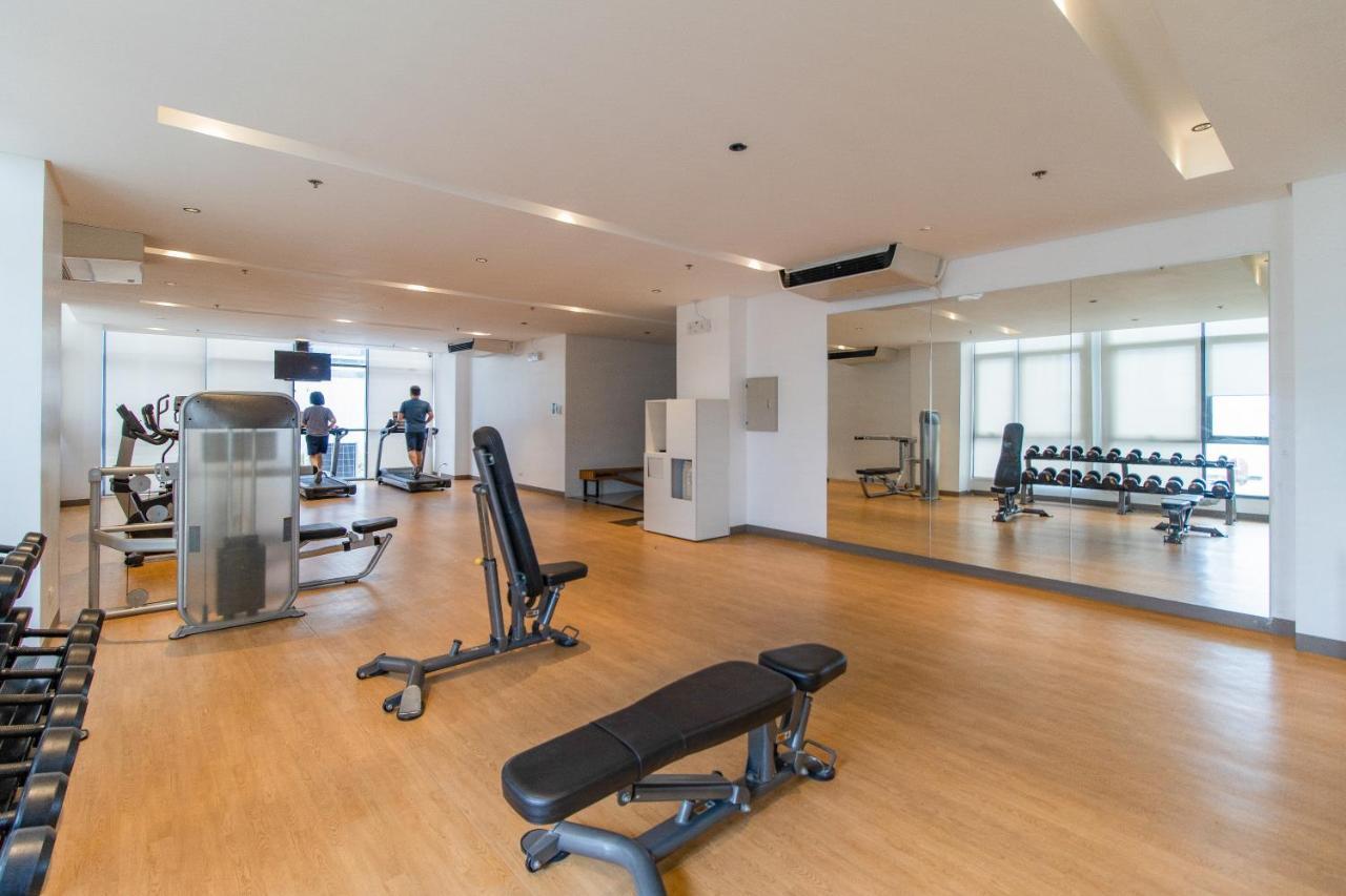 Omp 15c-t2, Seaview, Pool & Access, Near Airport, Fast Wi-fi, Netflix * Punta Engano (Mactan)