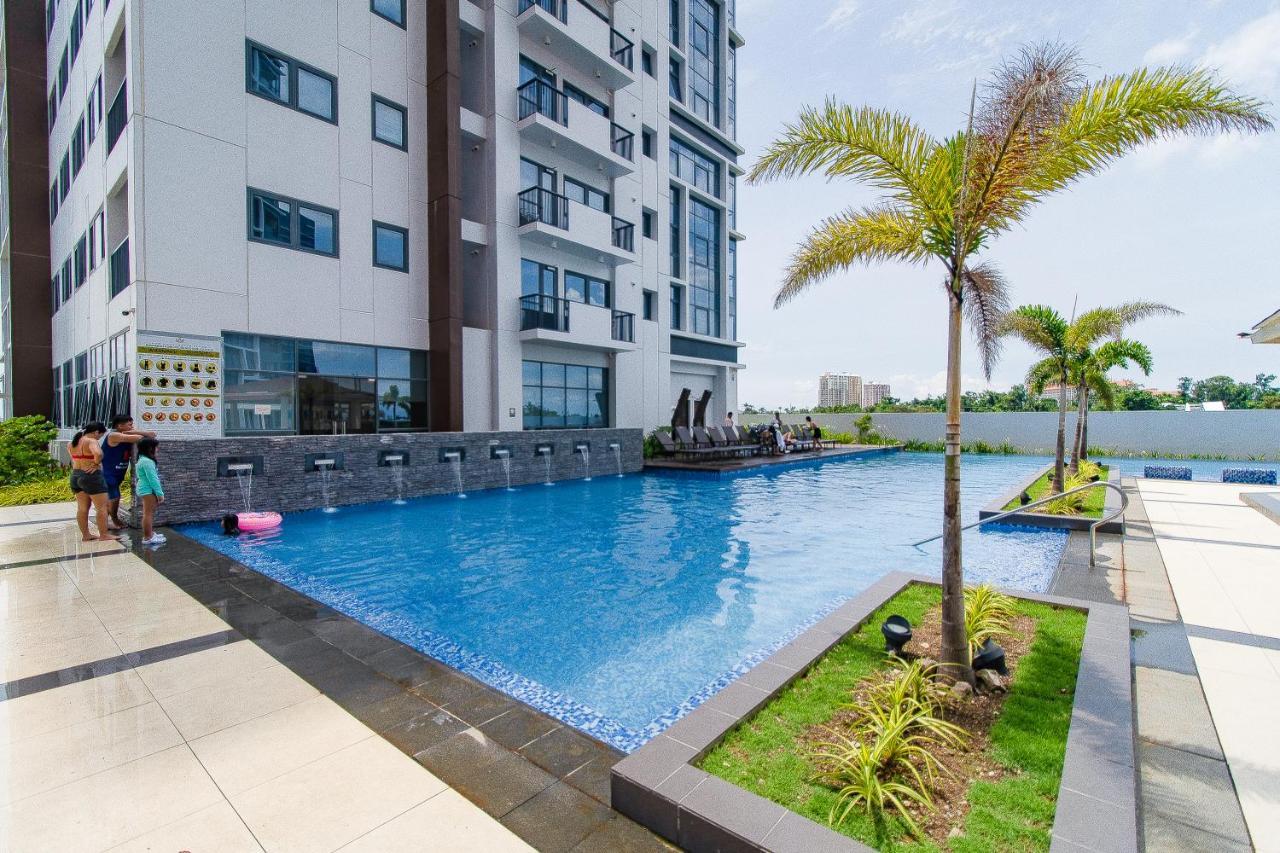 Omp 15c-t2, Seaview, Pool & Access, Near Airport, Fast Wi-fi, Netflix *