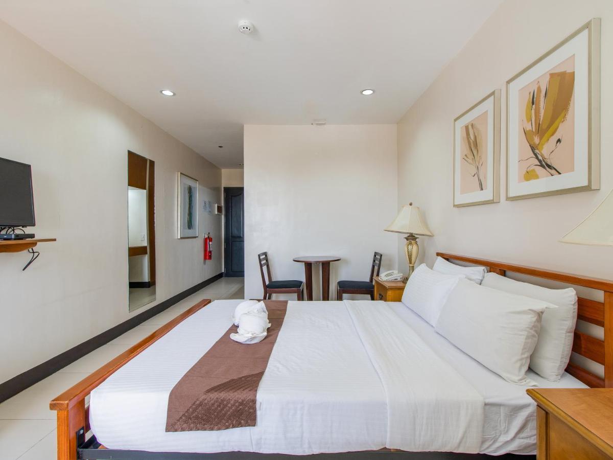 Main & Hotel 2*