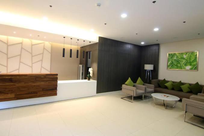 Avida-riala Tower 2, 3 New & Stylish & 1br *