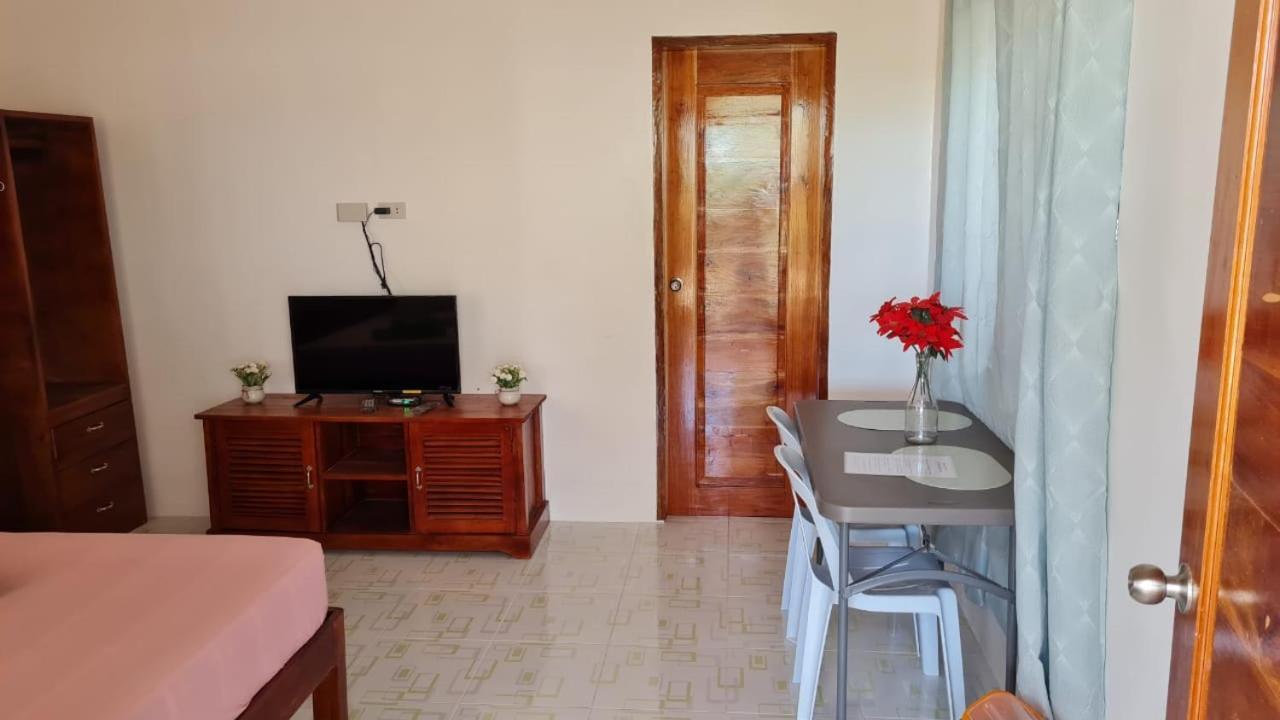 Babas Guest house Moalboal