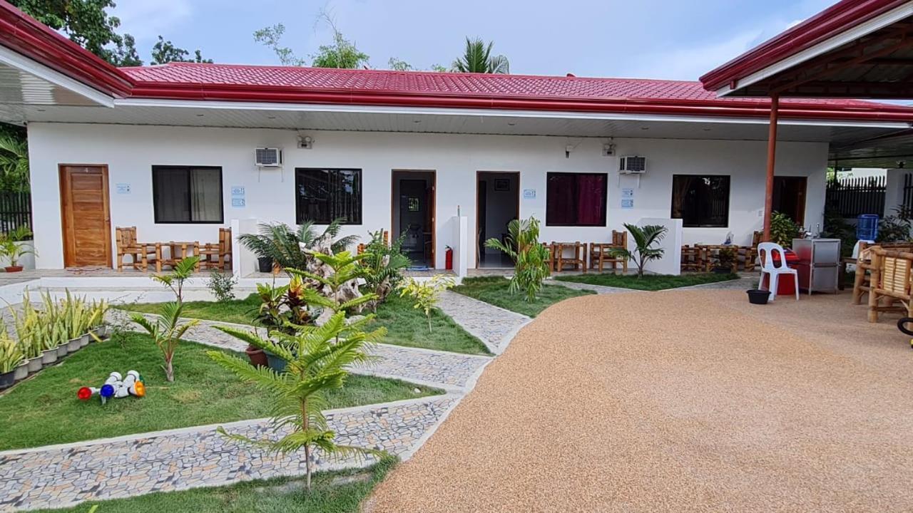 Babas Guest house Moalboal