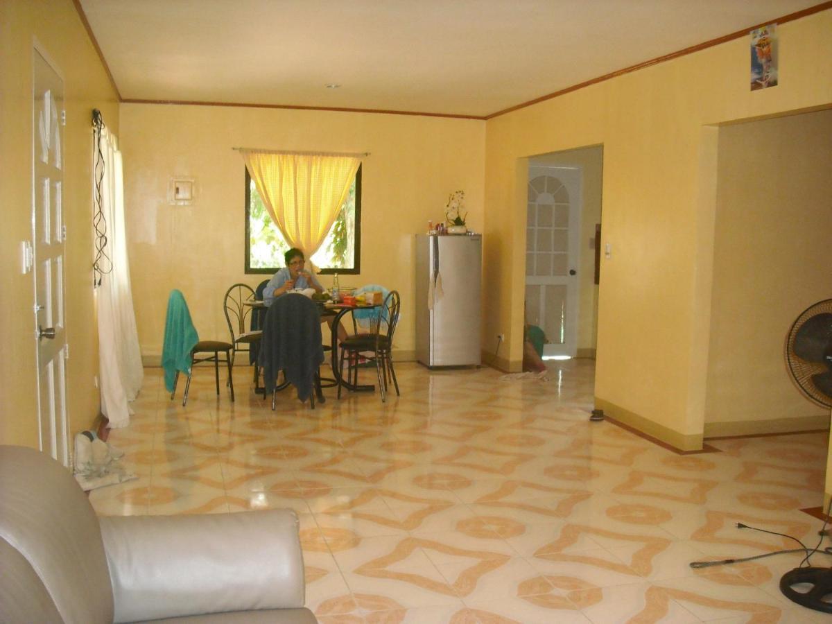 Bahay bakasyunan Spacious 2 Bed In Baod Fishing Village *