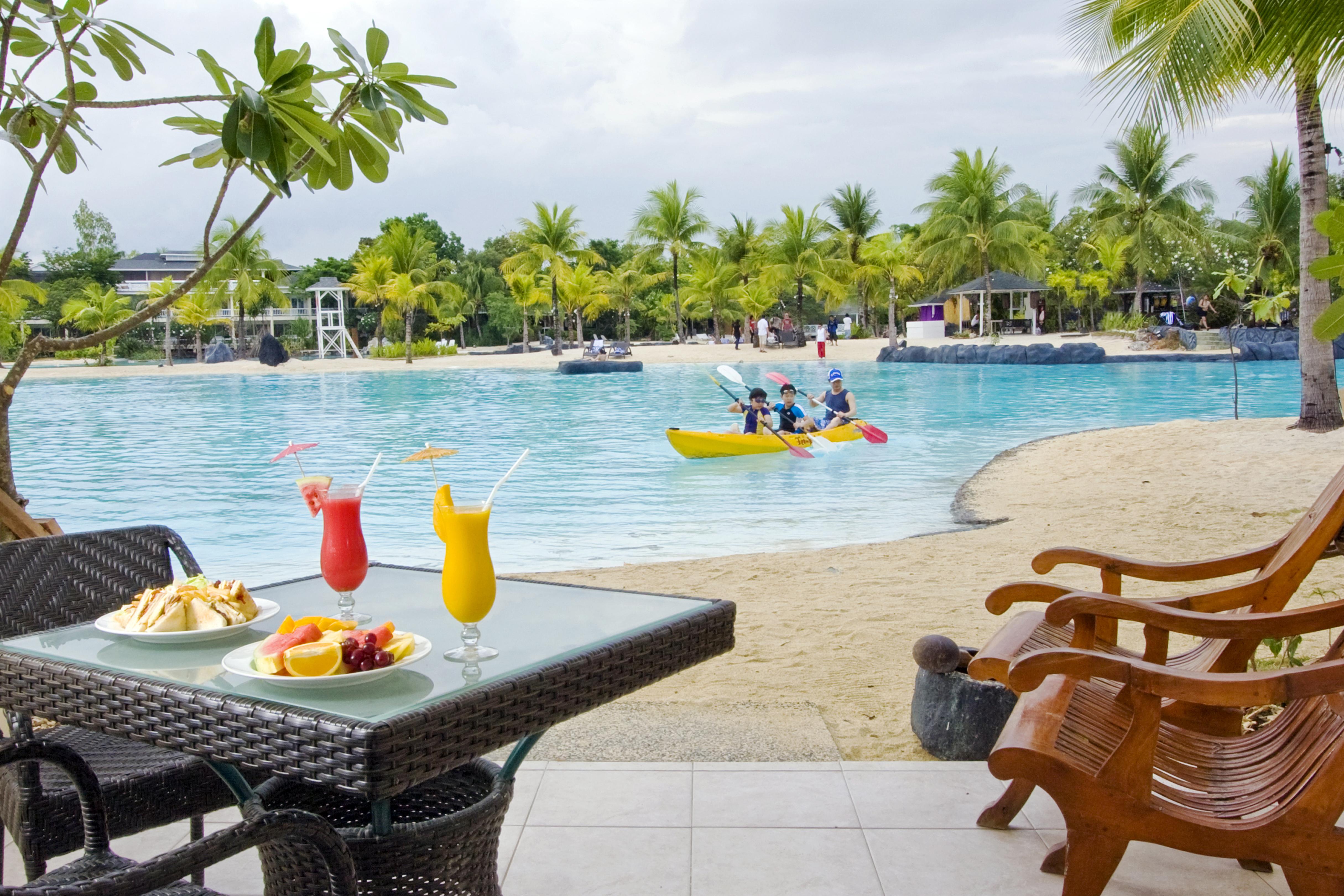 Plantation Bay And Resort