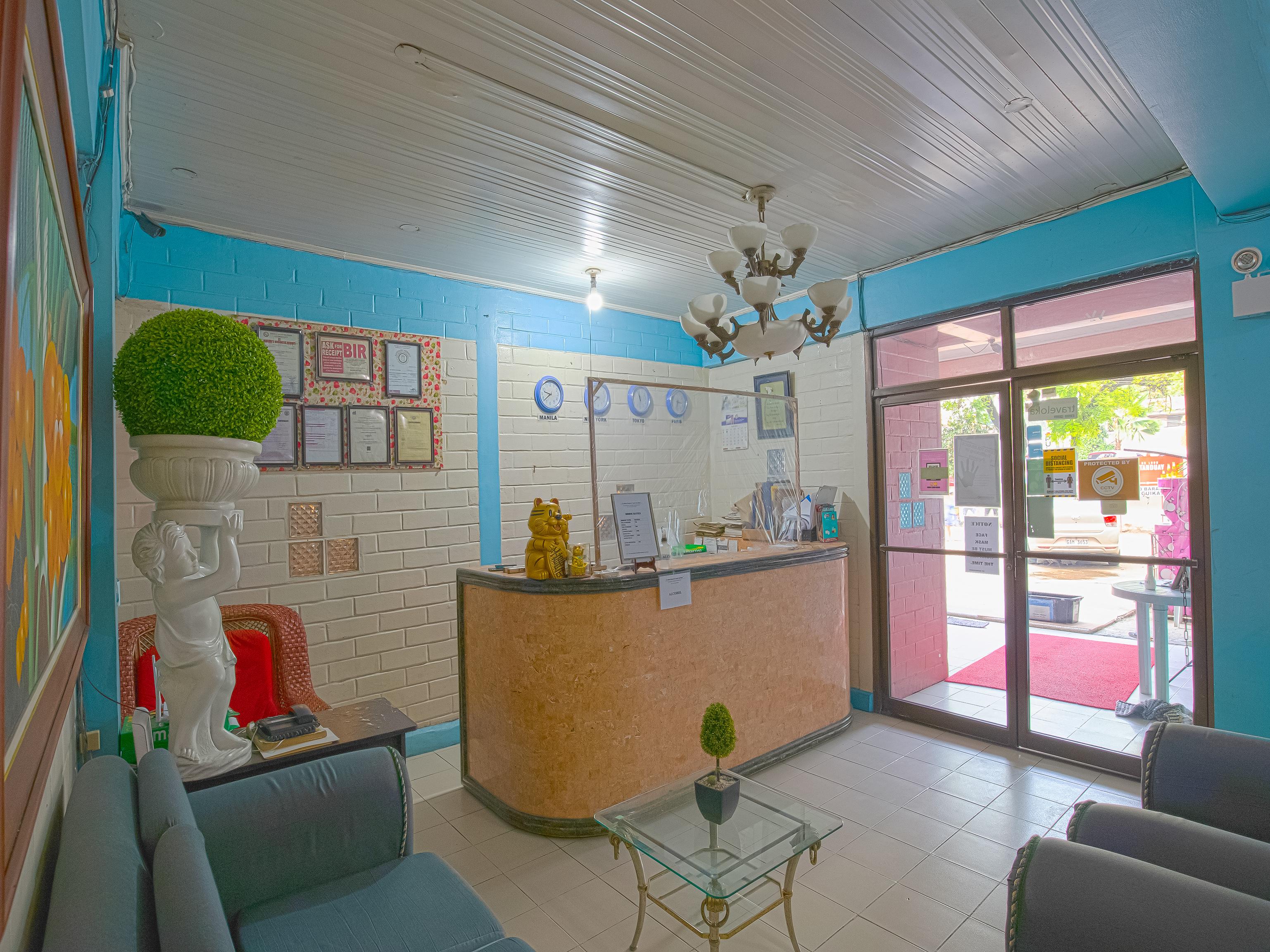 Reddoorz At La Maria And Tourist Hotel Cebu